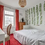 Classic House & Garden 25Mins From Central Museums