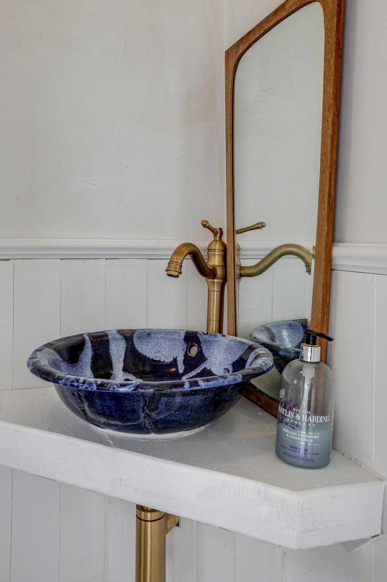 Classic House & Garden 25mins From Museums Casa vacanze Londra
