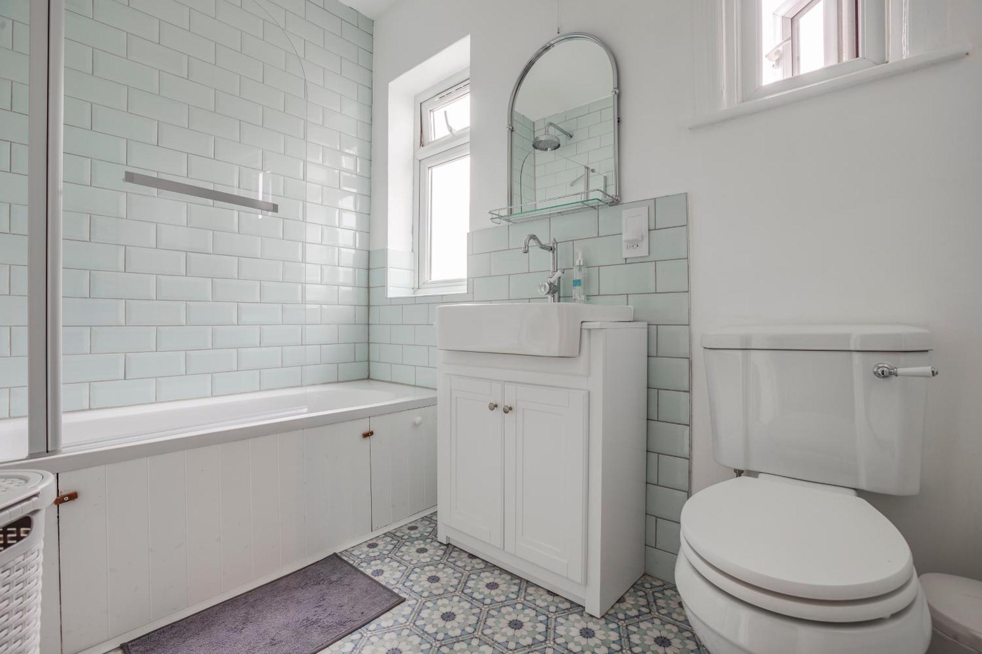 Classic House & Garden 25mins From Museums
