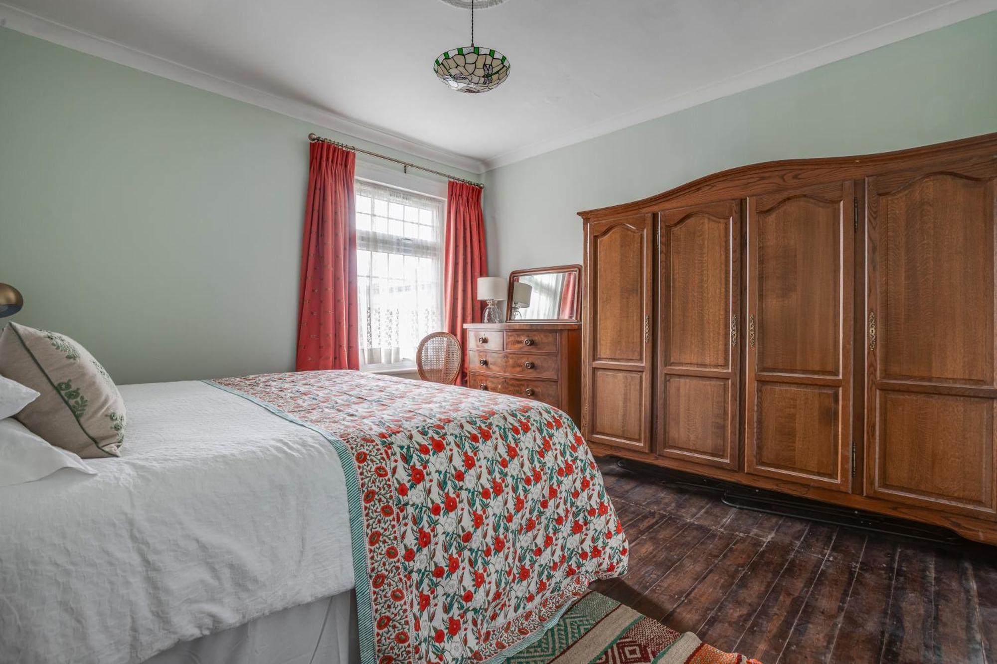 Casa vacanze Classic House & Garden 25mins From Museums