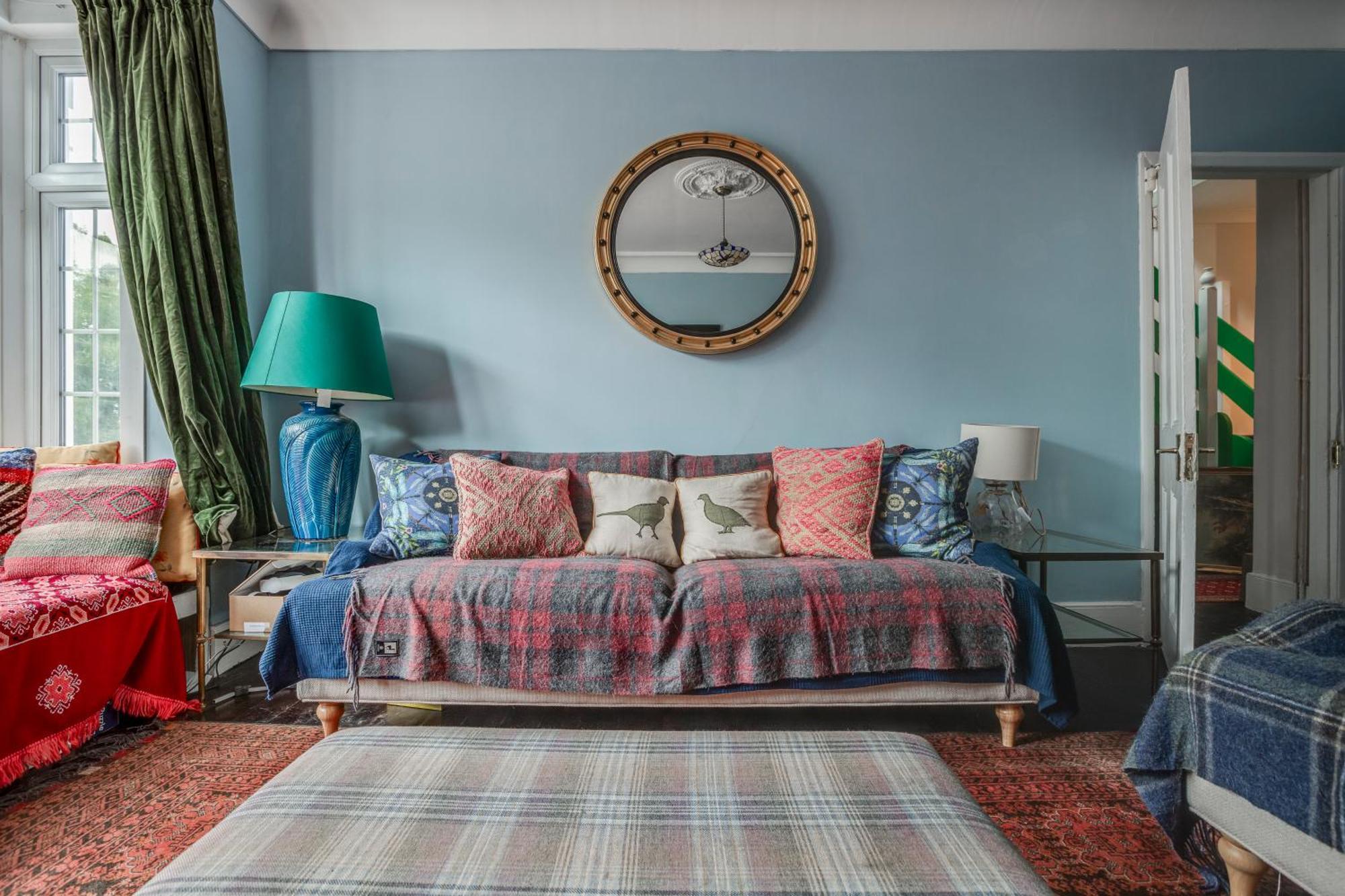 Classic House & Garden 25mins From Museums Casa vacanze